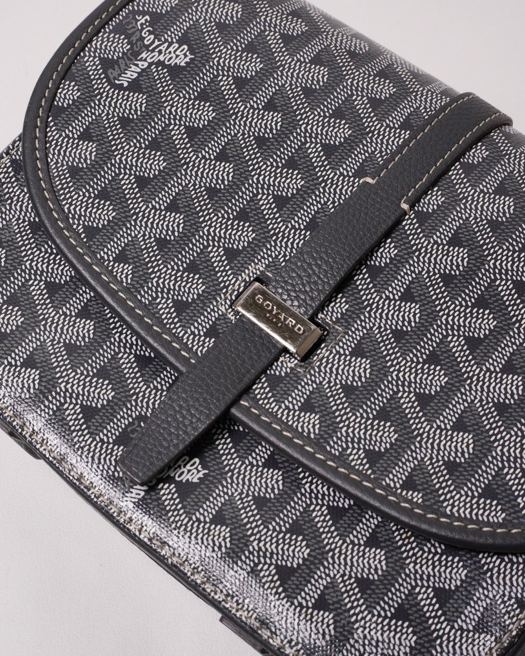 GOYARD belvedere 翻蓋馬鞍包灰色