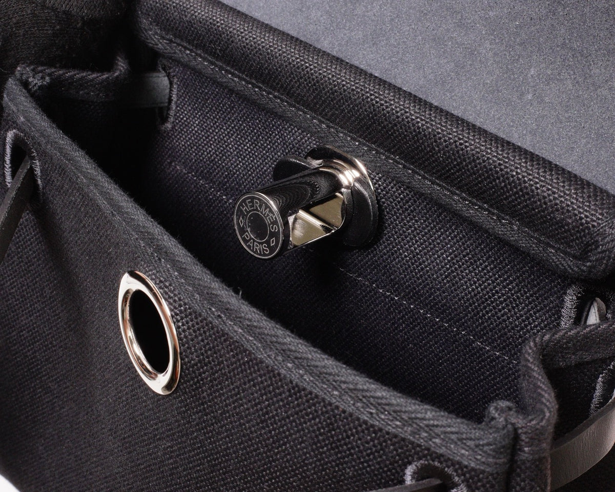 Hermès Mini Herbag Zip 20肩背包 黑色-Y刻