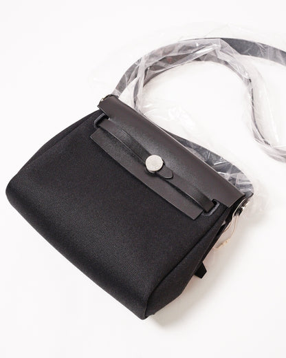 Hermès Mini Herbag Zip 20肩背包 黑色-Y刻