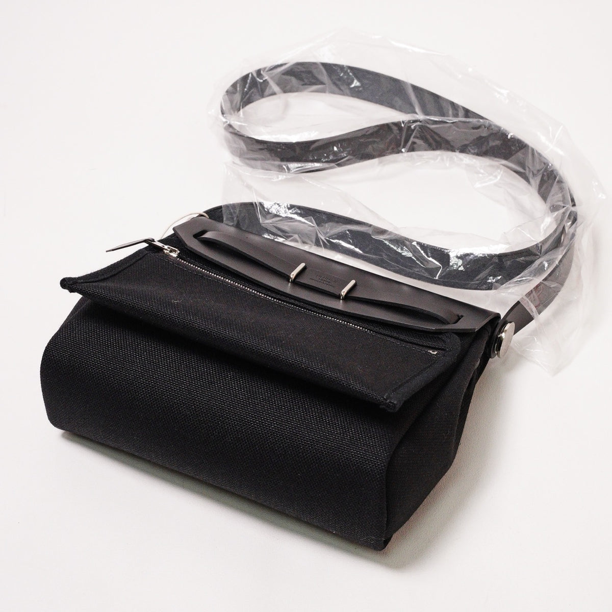 Hermès Mini Herbag Zip 20肩背包 黑色-Y刻