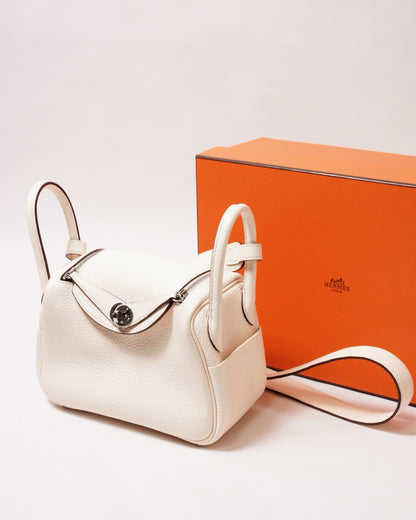 Hermès Mini Lindy 奶油白銀扣手提肩背包-Z刻