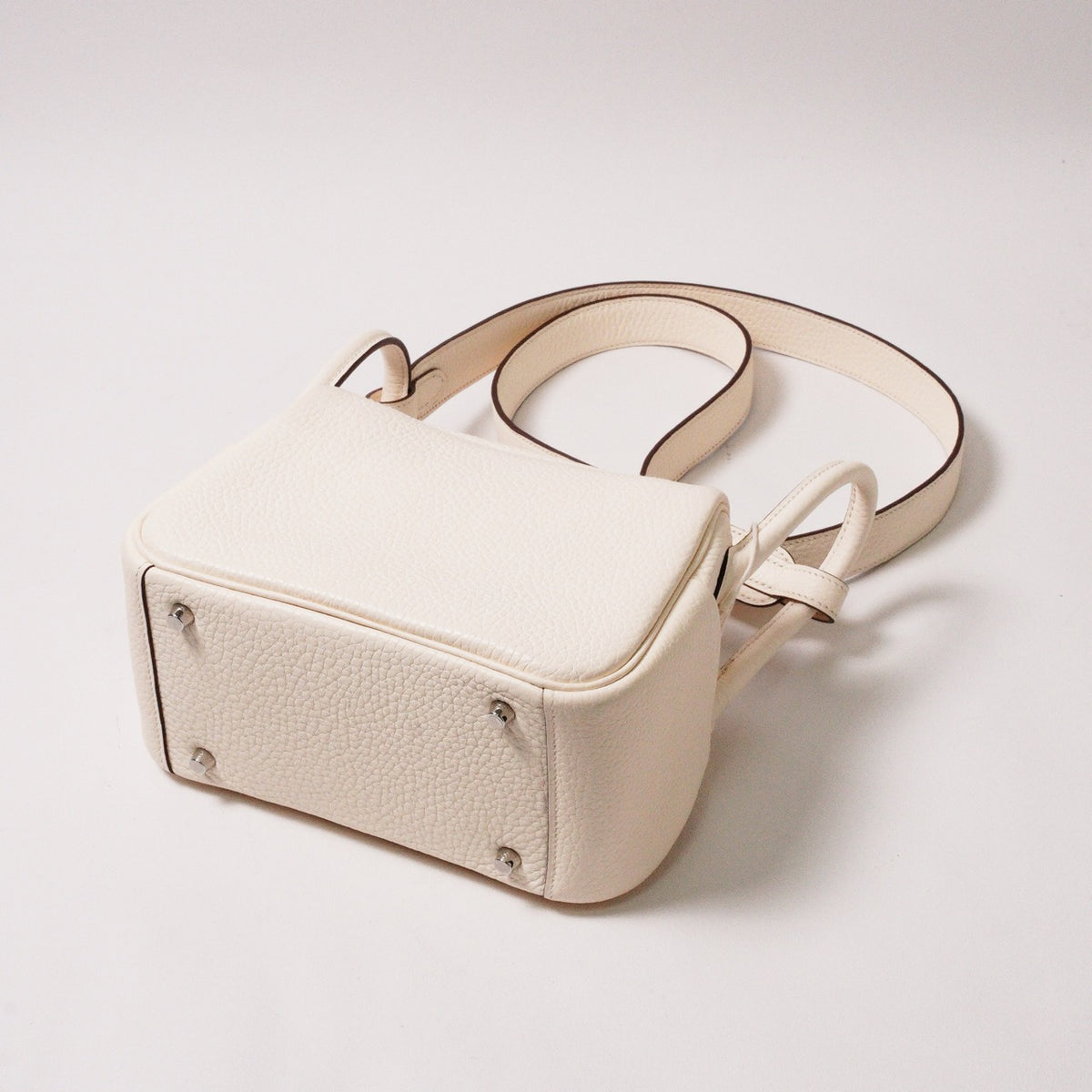 Hermès Mini Lindy 奶油白銀扣手提肩背包-Z刻