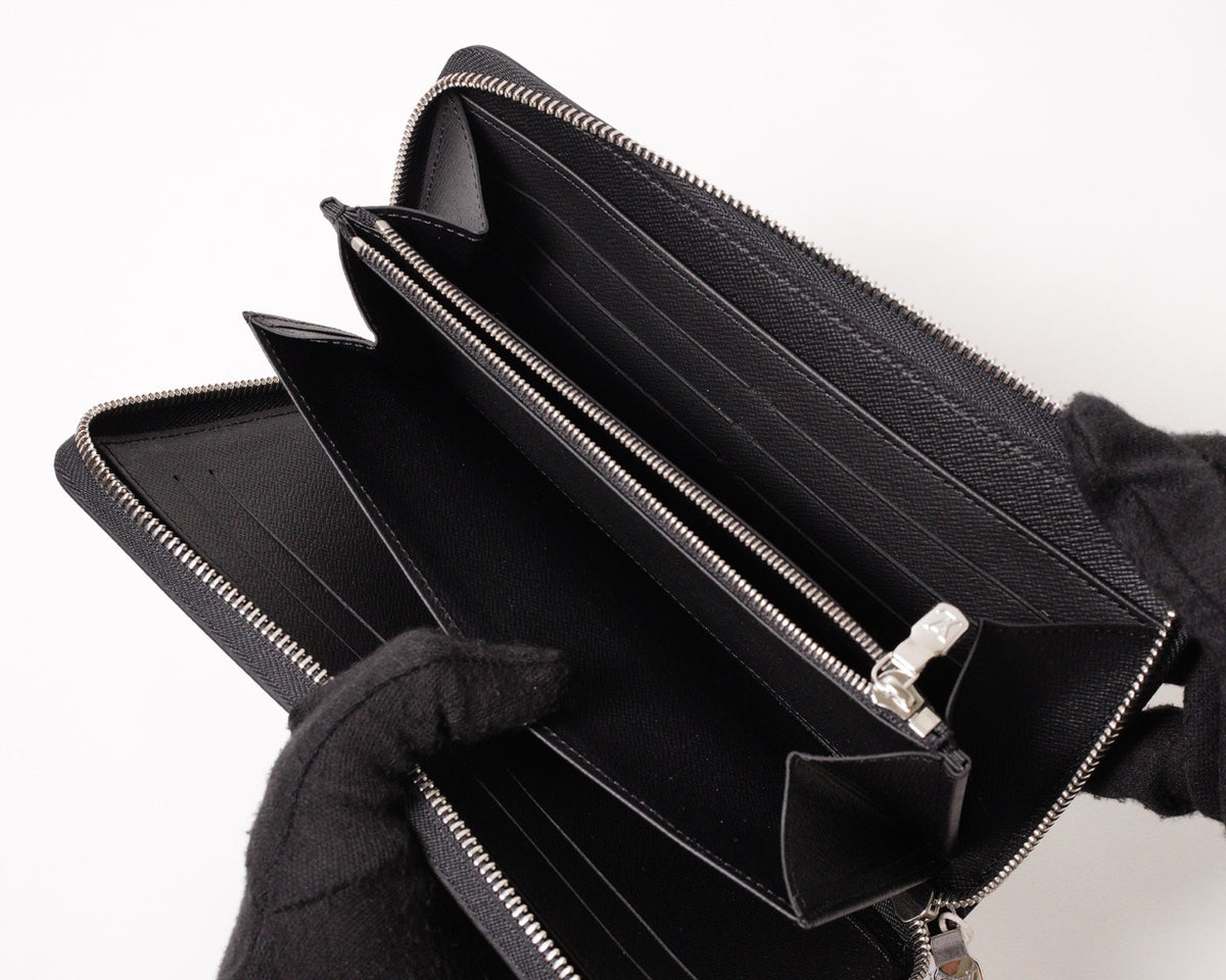 Louis Vuitton Taiga 黑色拉鍊長夾