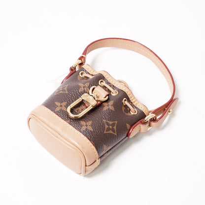 Louis Vuitton 經典 Micro Noé 皮革迷你水桶包吊飾