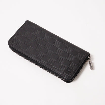 Louis Vuitton N63548 黑壓紋棋盤格拉鏈長夾