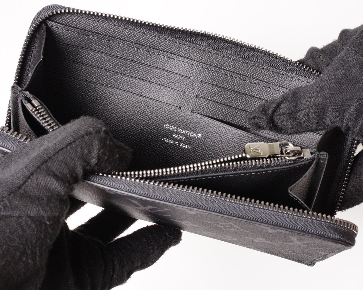 LOUIS VUITTON Monogram Eclipse Zippy 長夾