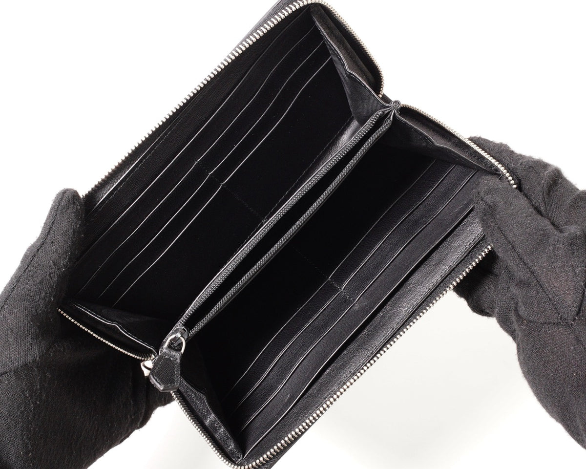 Alexander McQueen Black Patent LeatherZip 長夾錢包