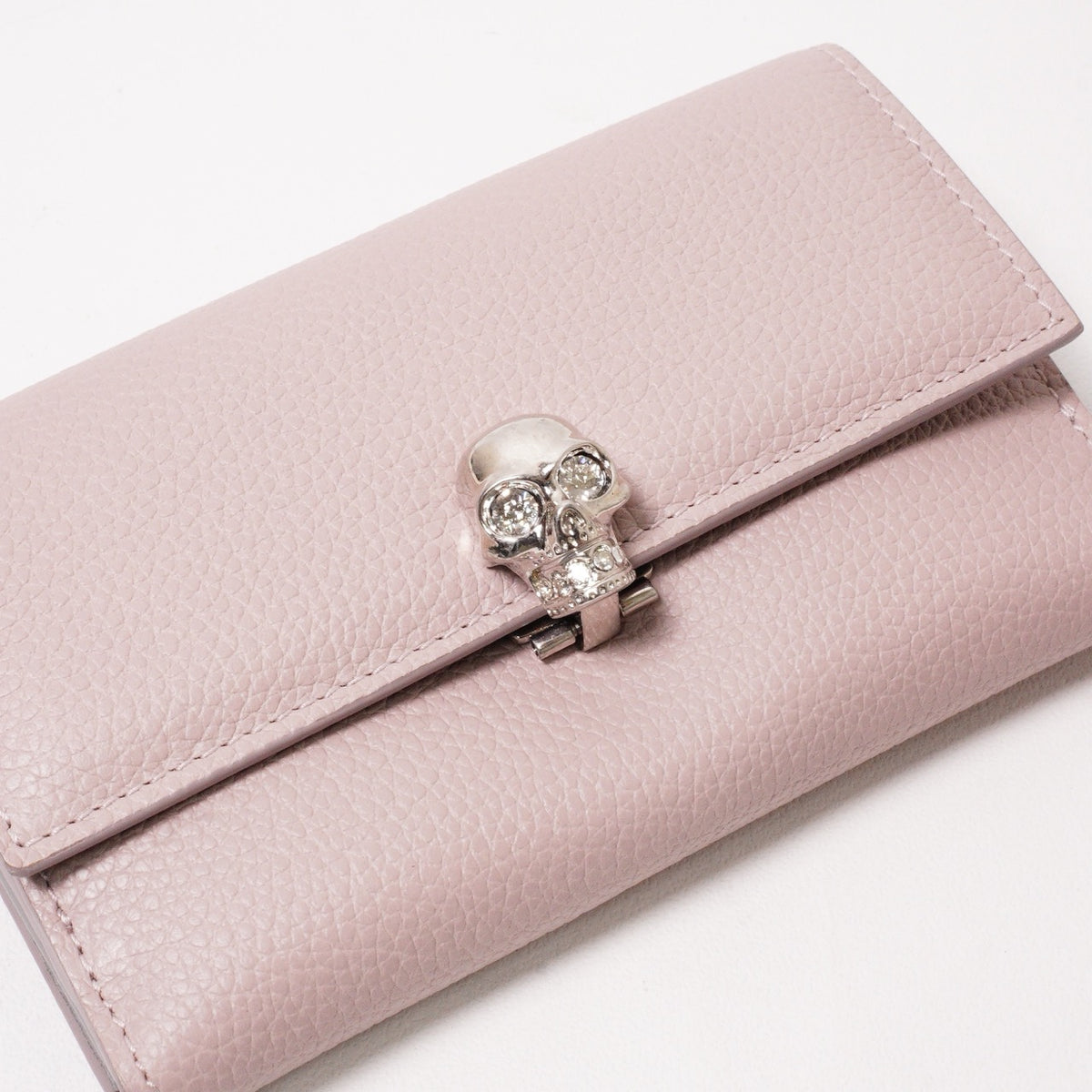 Alexander McQueen 粉色中夾