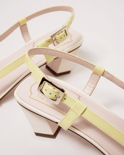 Roger Vivier 漆皮方框吊帶低跟涼鞋 奶油粉