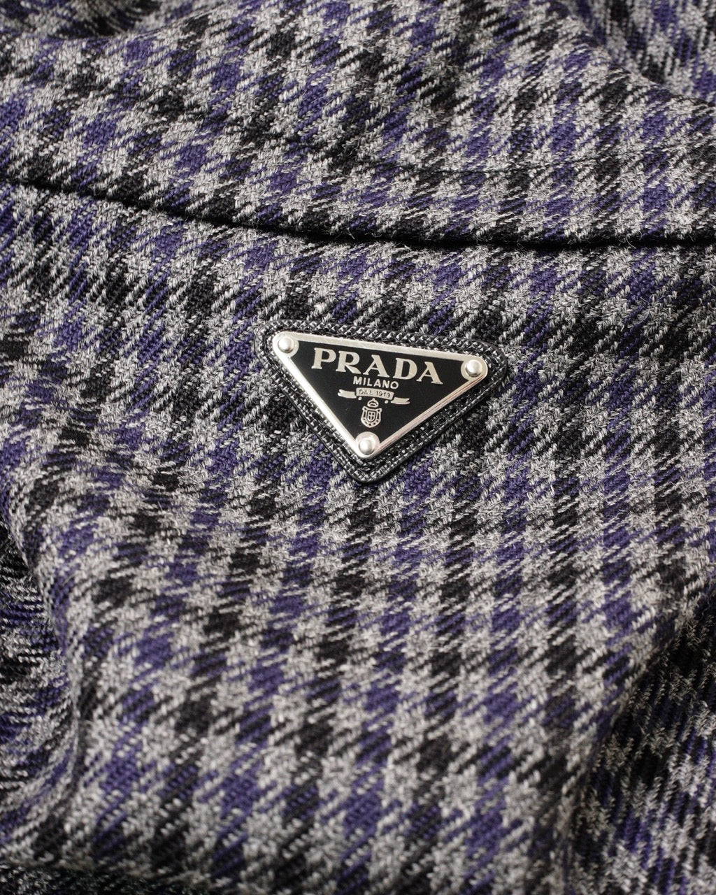 Prada 復古千鳥格紋連帽外套 藍黑色