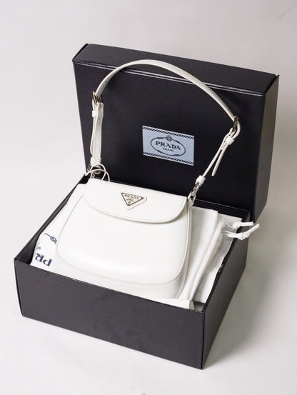 Prada Cleo 白色亮面牛皮翻蓋包