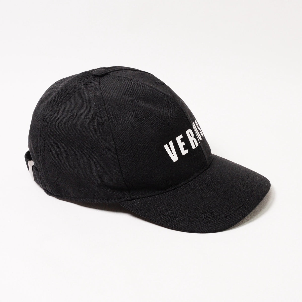 Versus 黑色棒球帽