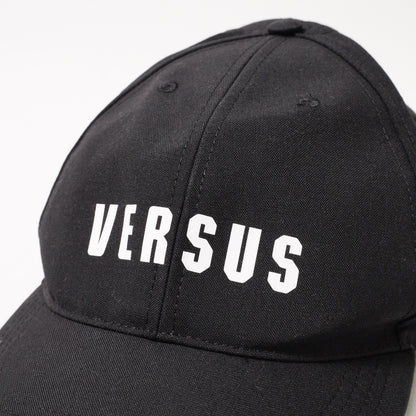 Versus 黑色棒球帽